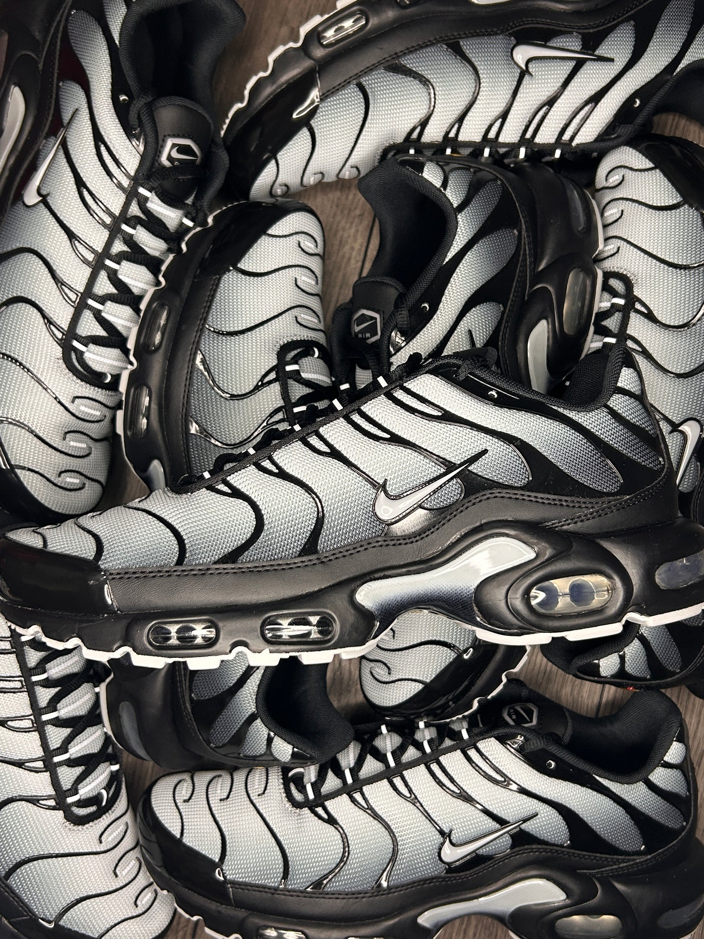 Nike Air Max Plus TN Wolf Grey’s