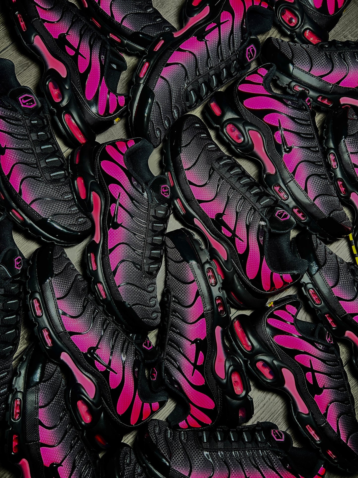 Nike Air Max Plus TN Hyper Pinks