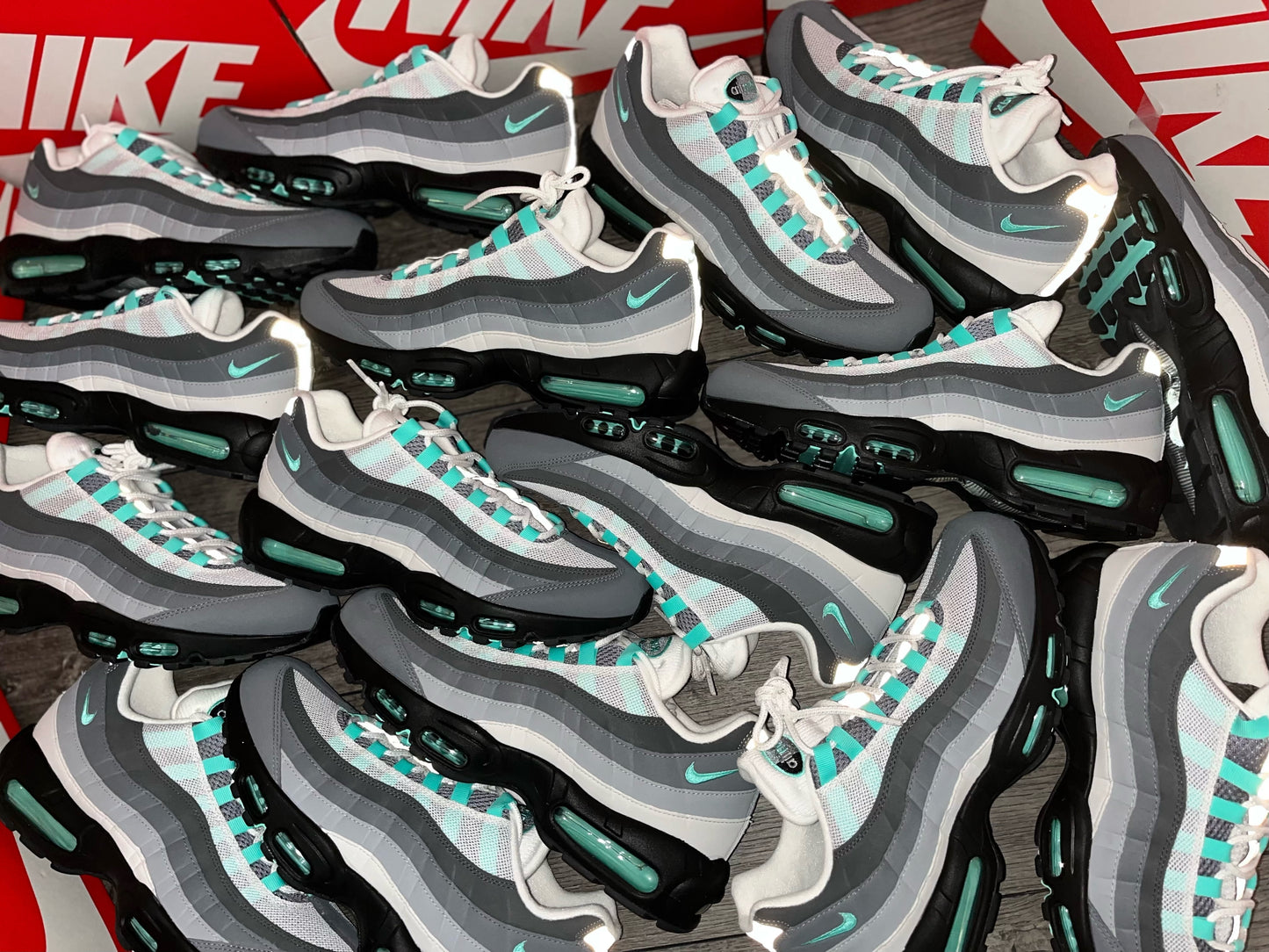 Nike Air Max 95 Hyper Turquoise