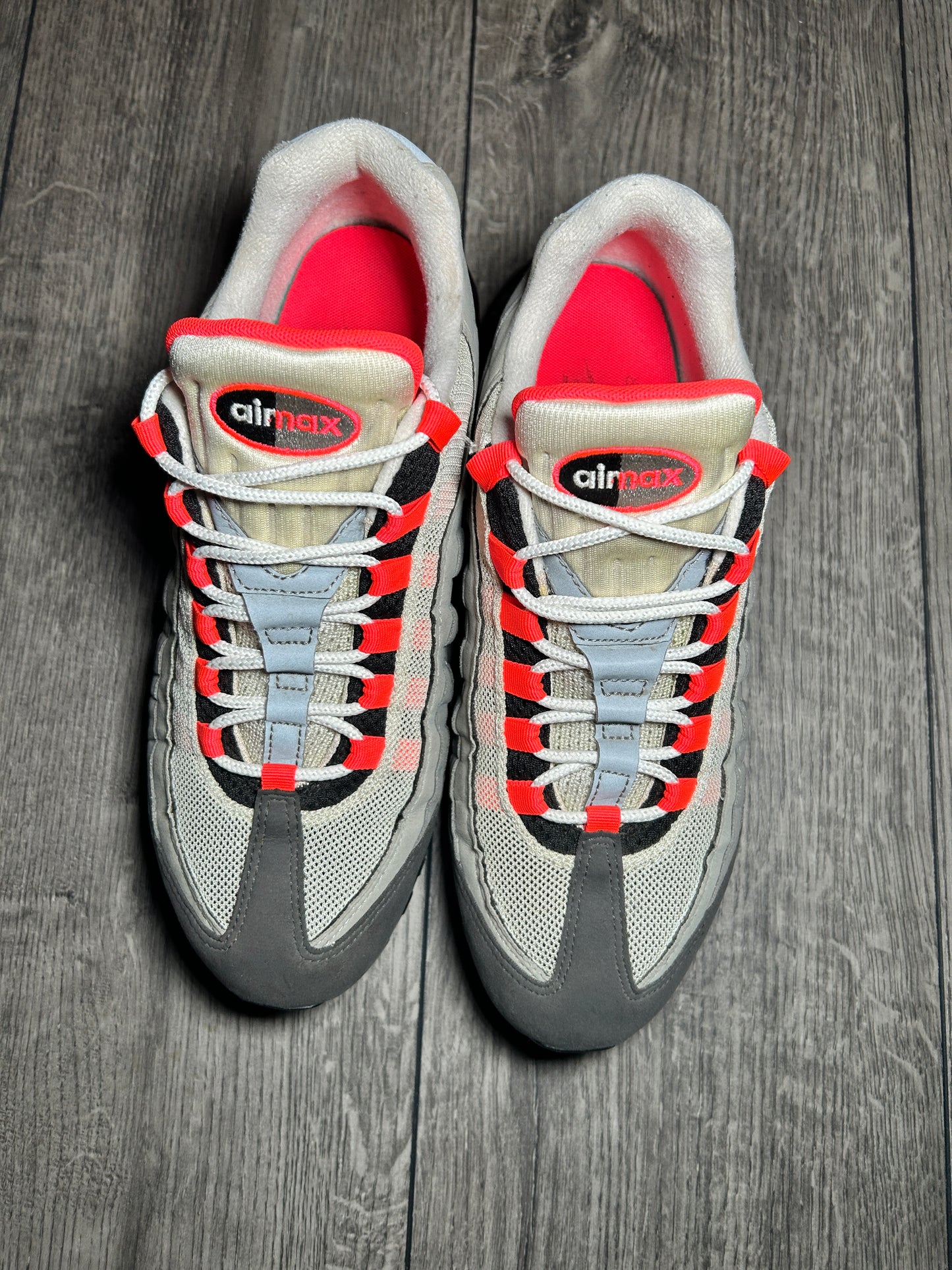 Nike Air Max 95 Solar Red Used
