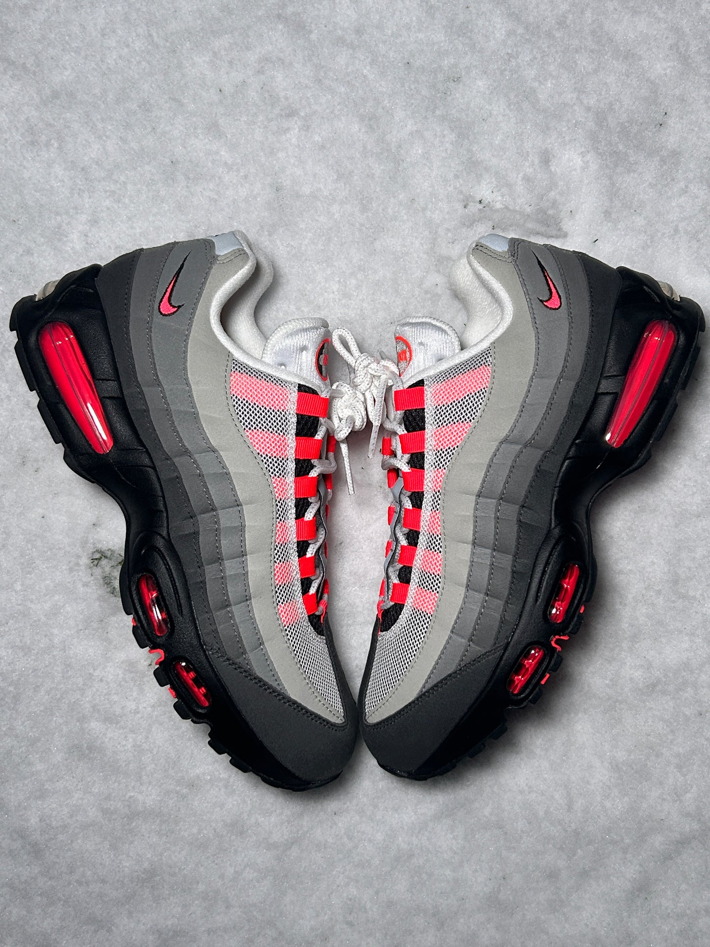 Nike Air Max 95 Solar Red 2025