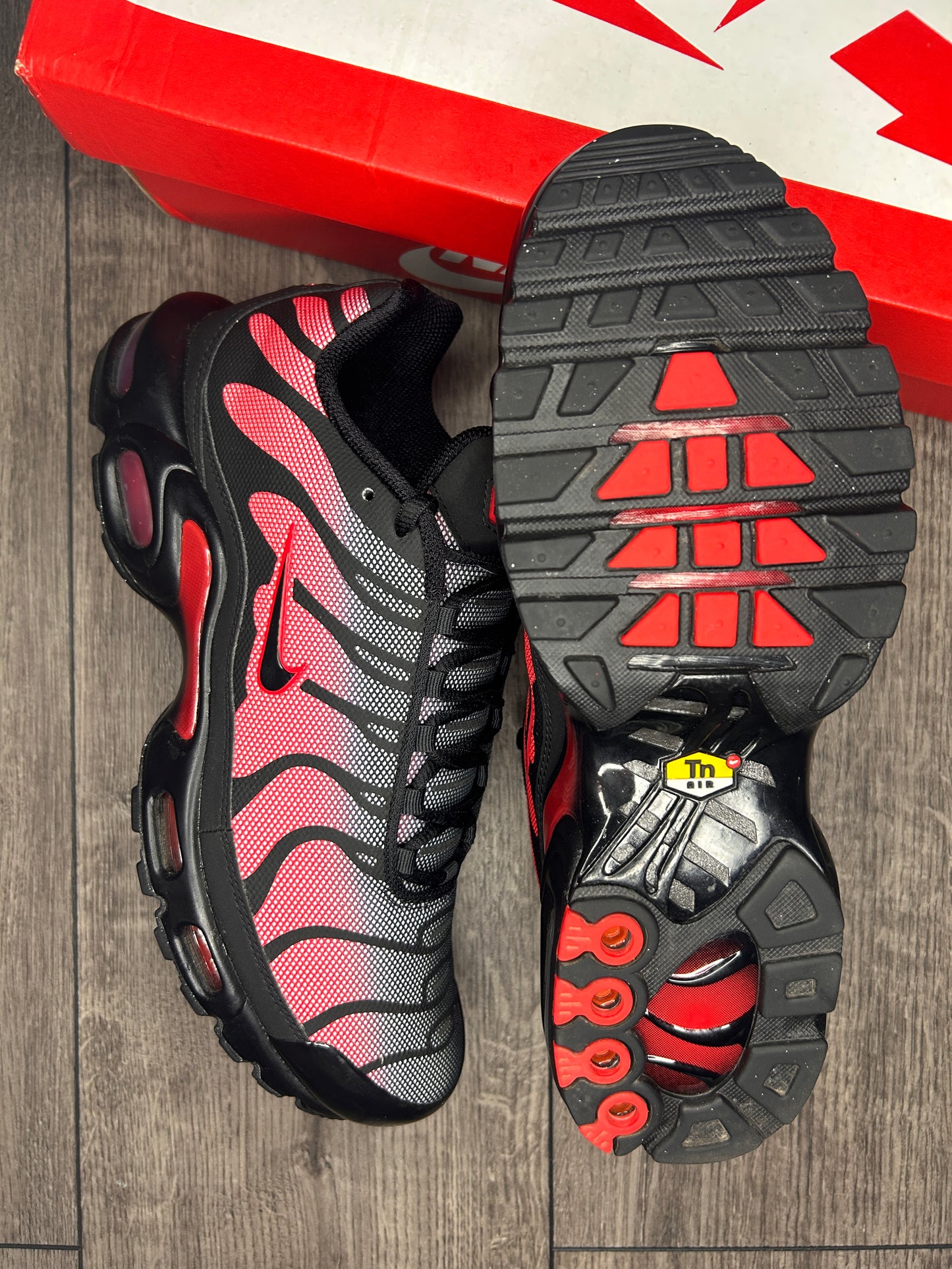 Nike Air Max Plus TN Bred Reflective (Used)