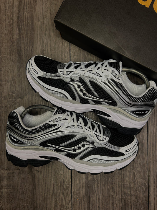 Saucony Pro Grid Omni 9 Black/White