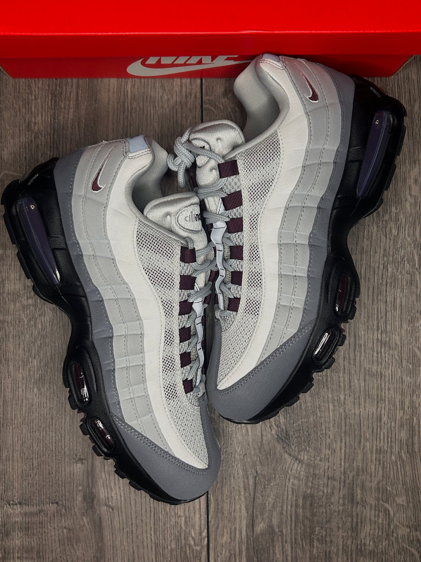 Nike Air Max 95 Burgundy