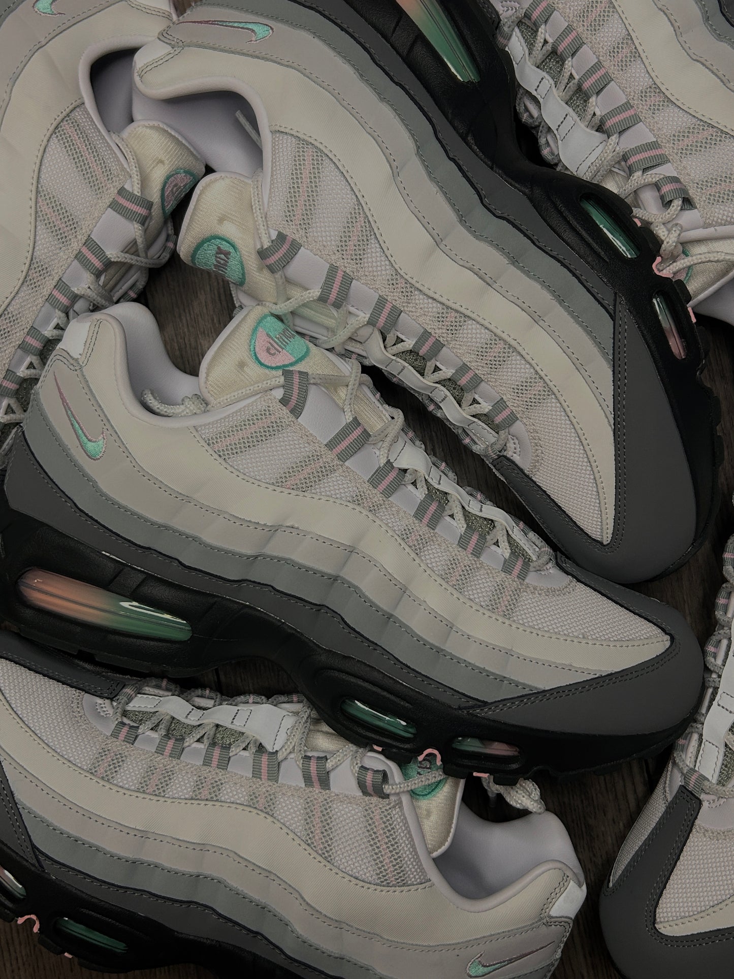 Nike Air Max 95 Pink Apple