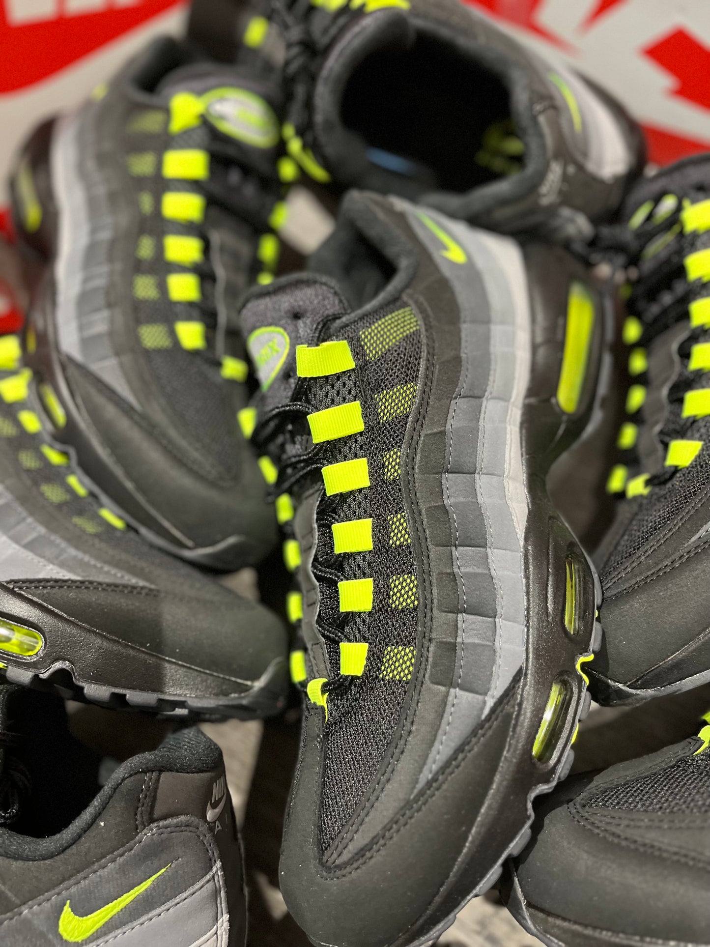 Nike Air Max 95 Reverse Neon
