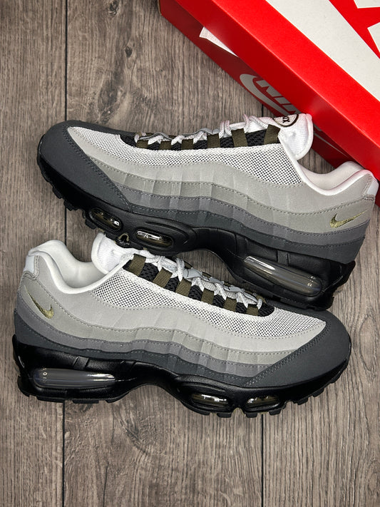 Nike Air Max 95 Medium Olive