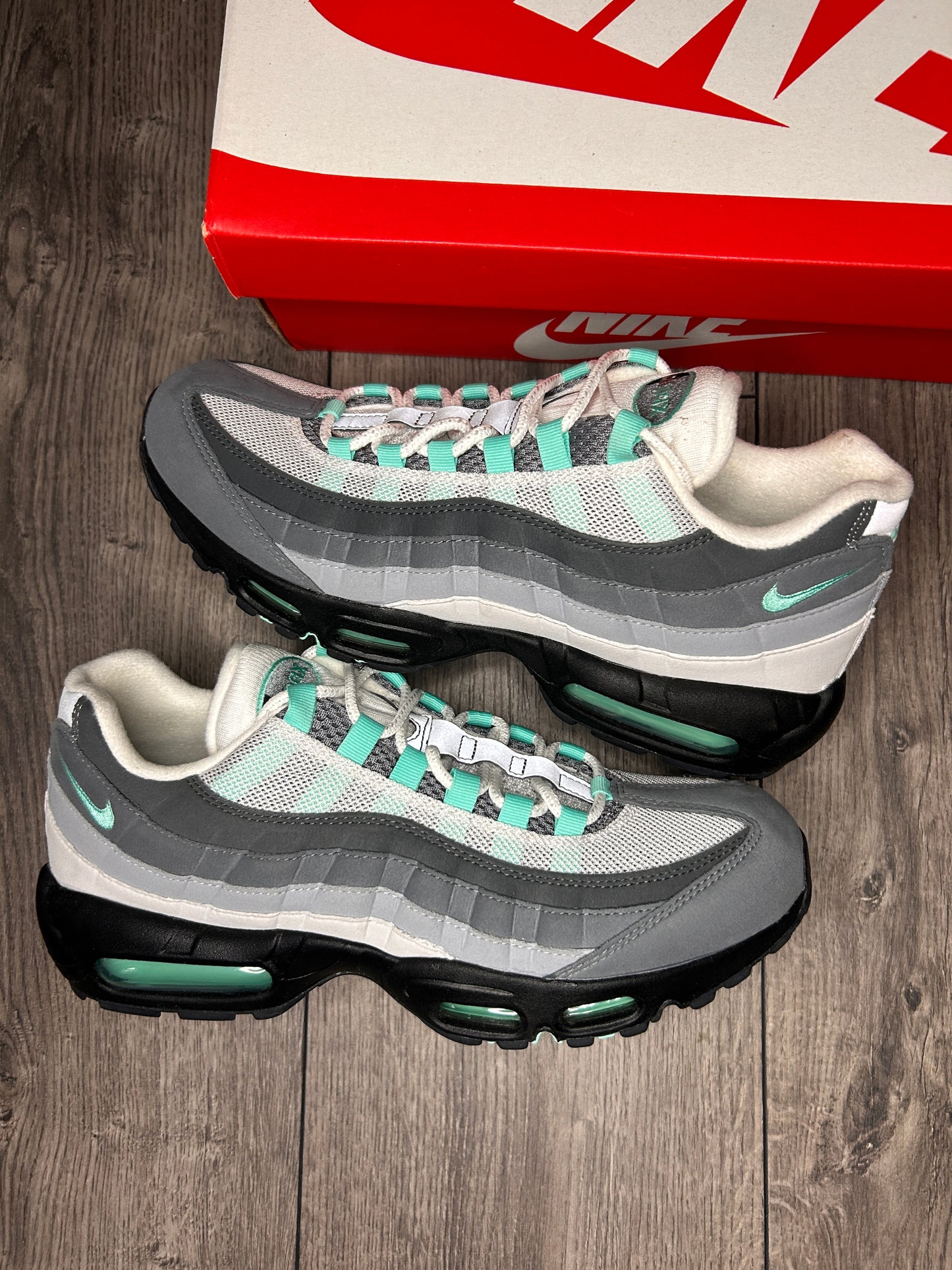 Nike Air Max 95 Hyper Turquoise