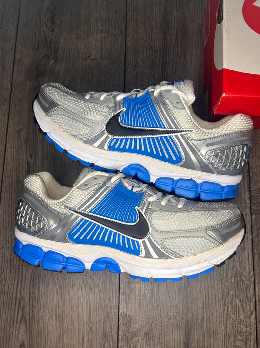 Nike Vomero White and Blue