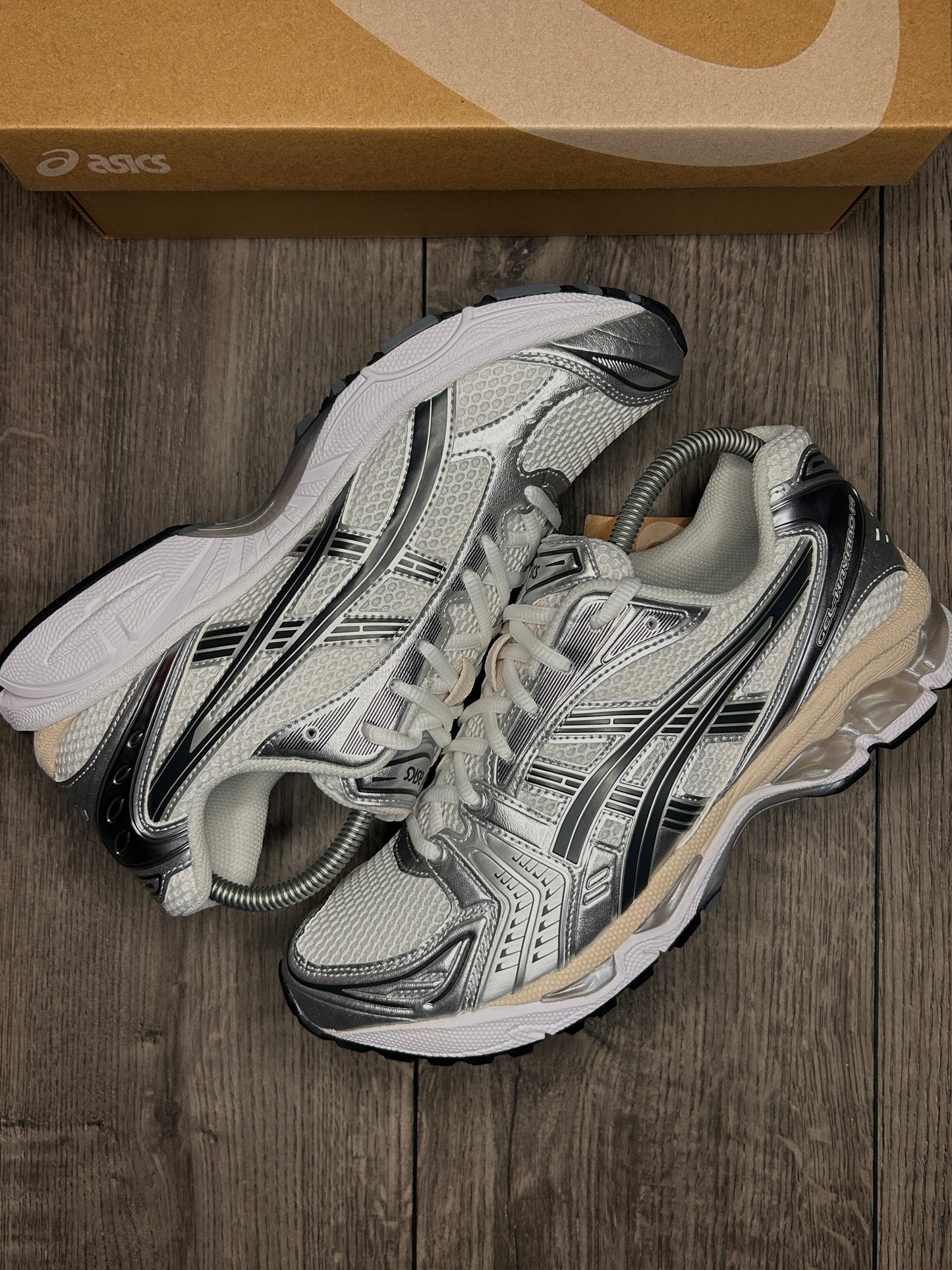 Asics Kayano 14's Graphite Grey