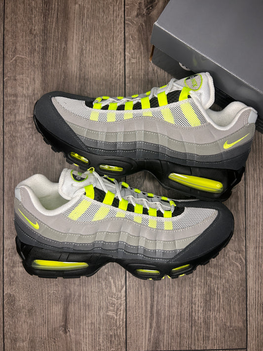 Nike Air Max 95 Big Bubble Neon 2025