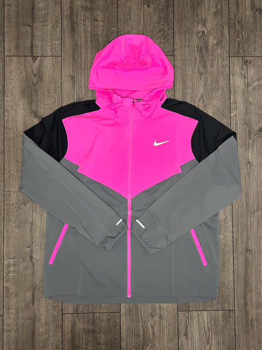 Nike Windrunner Playful Pink