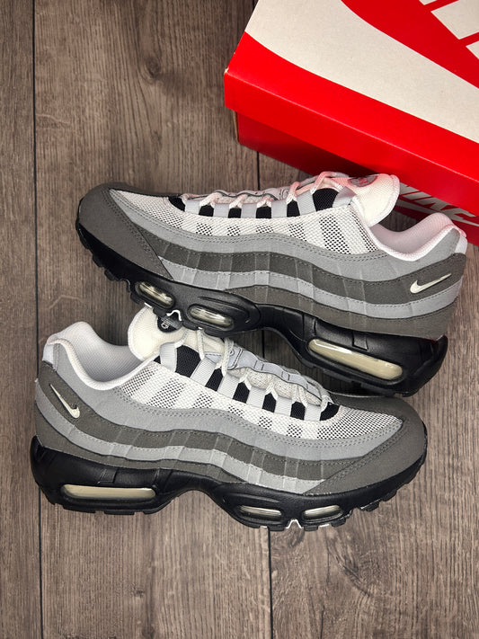 Nike Air Max 95 Grey Jewel